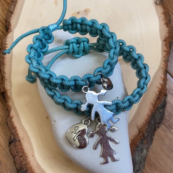 Mommy & Me Braided Mother’s Day set - Picture 3 of 10